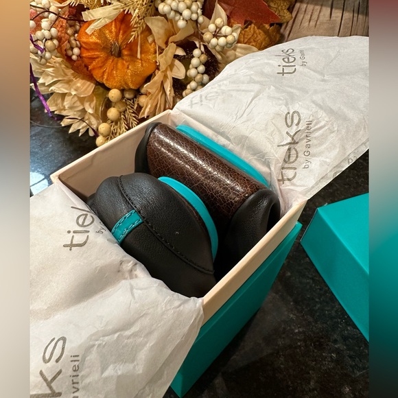 Tieks Matte Black Size 8 BNIB - Picture 5 of 5